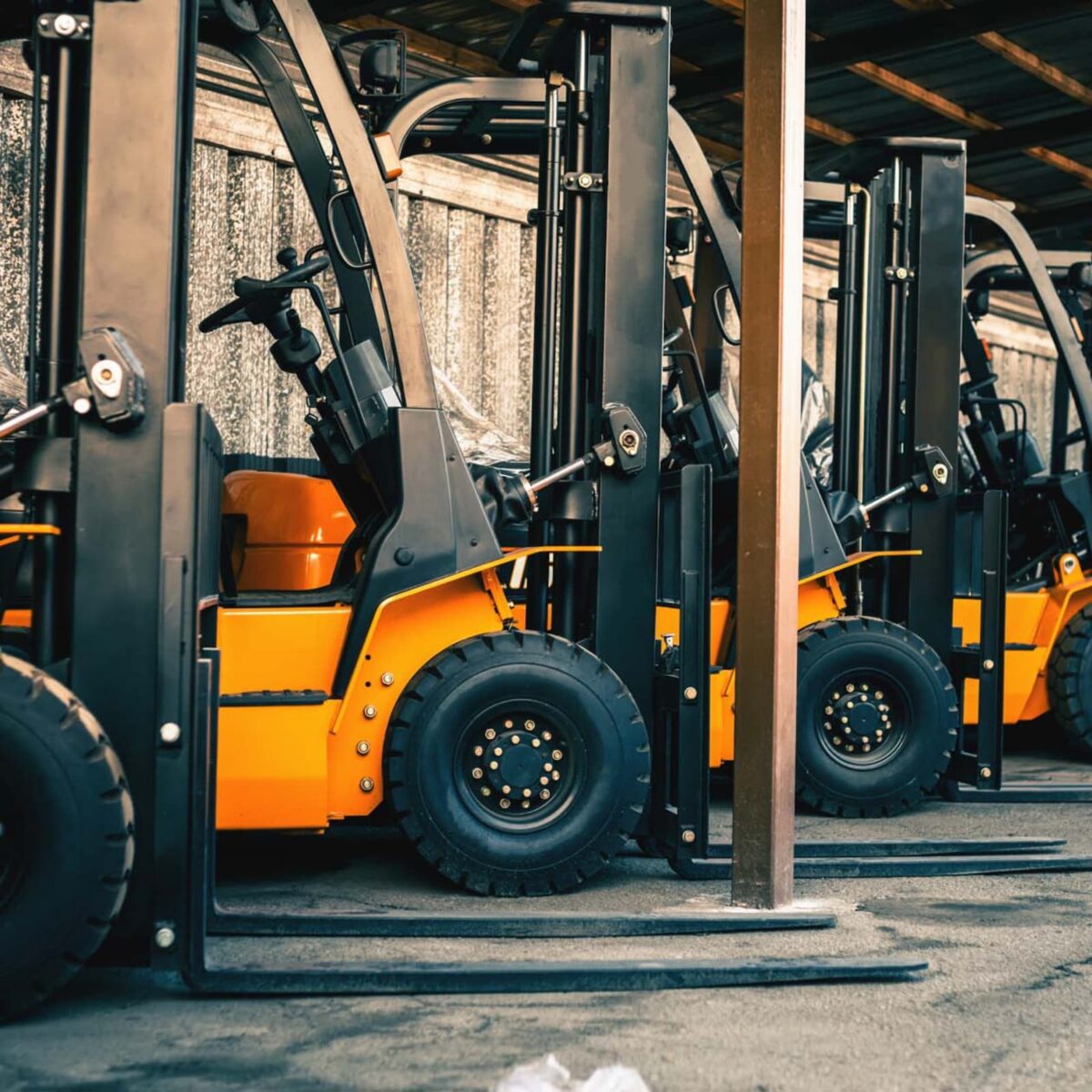 Elektronikreparatur 
in Baufahrzeugen