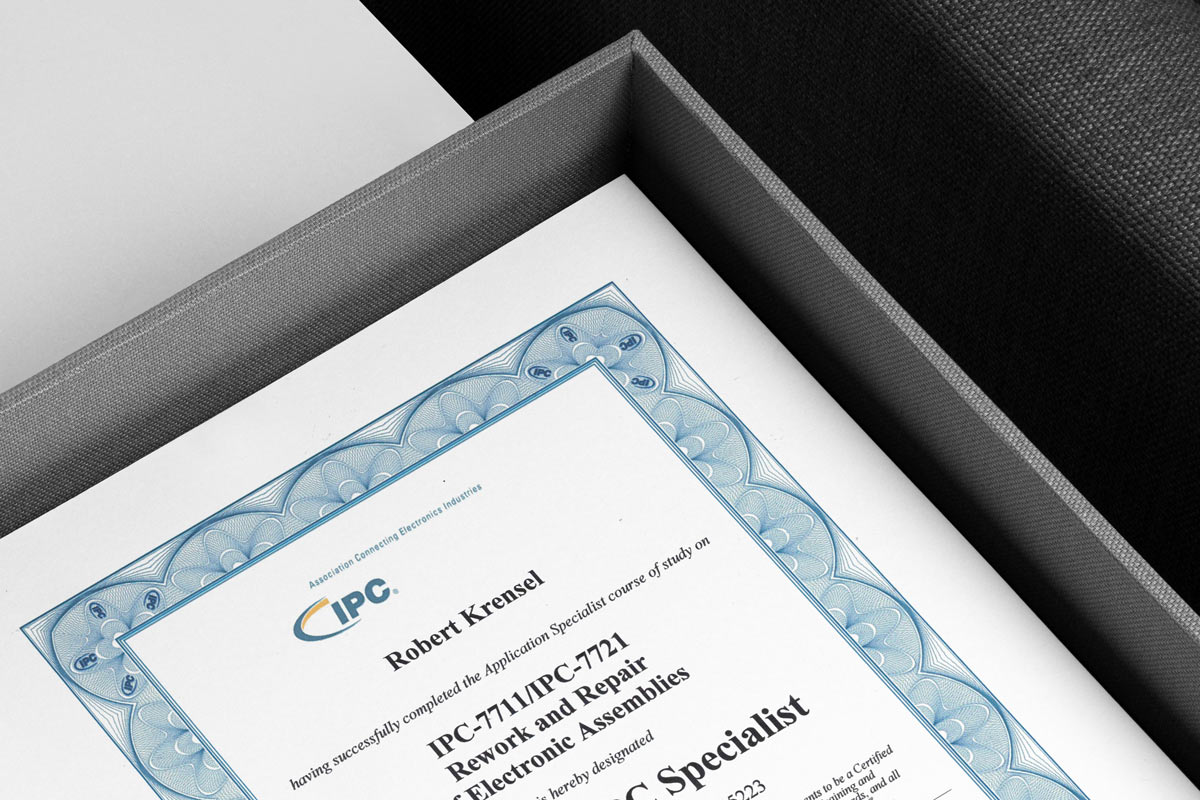 Zertifiziert nach 
IPC-7711 / IPC-7721